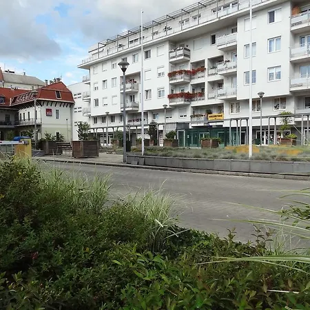Dia Apartament *