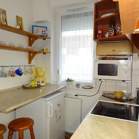 Dia ミシュコルツ